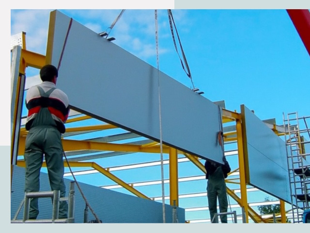 Монтаж сэндвич-панелей в Вольске от 608 руб.